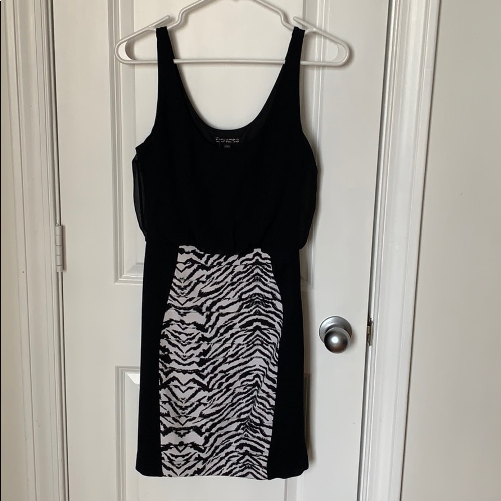 Black and White Express Dress